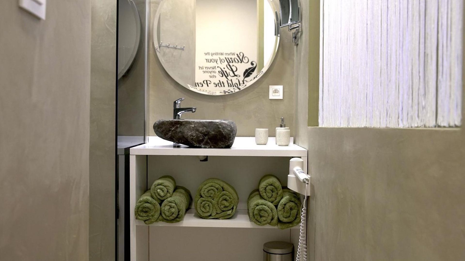 Be In Bed & Breakfast 4*