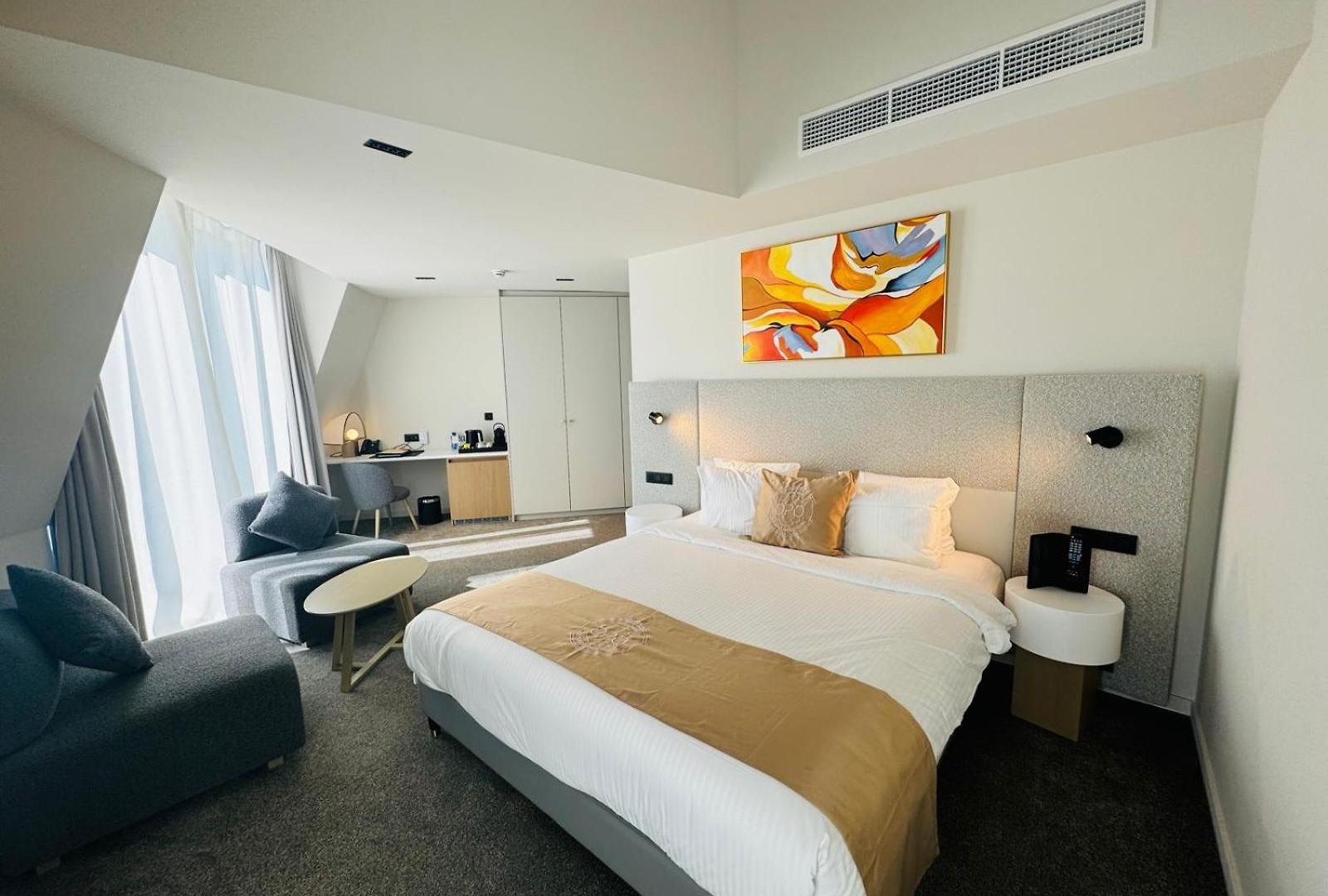 Hotel Opo 4*