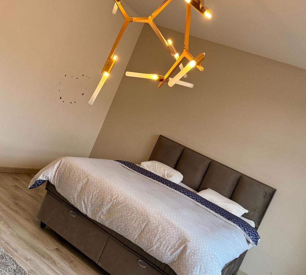 L'imperial Wifi & Confort Holiday home *
