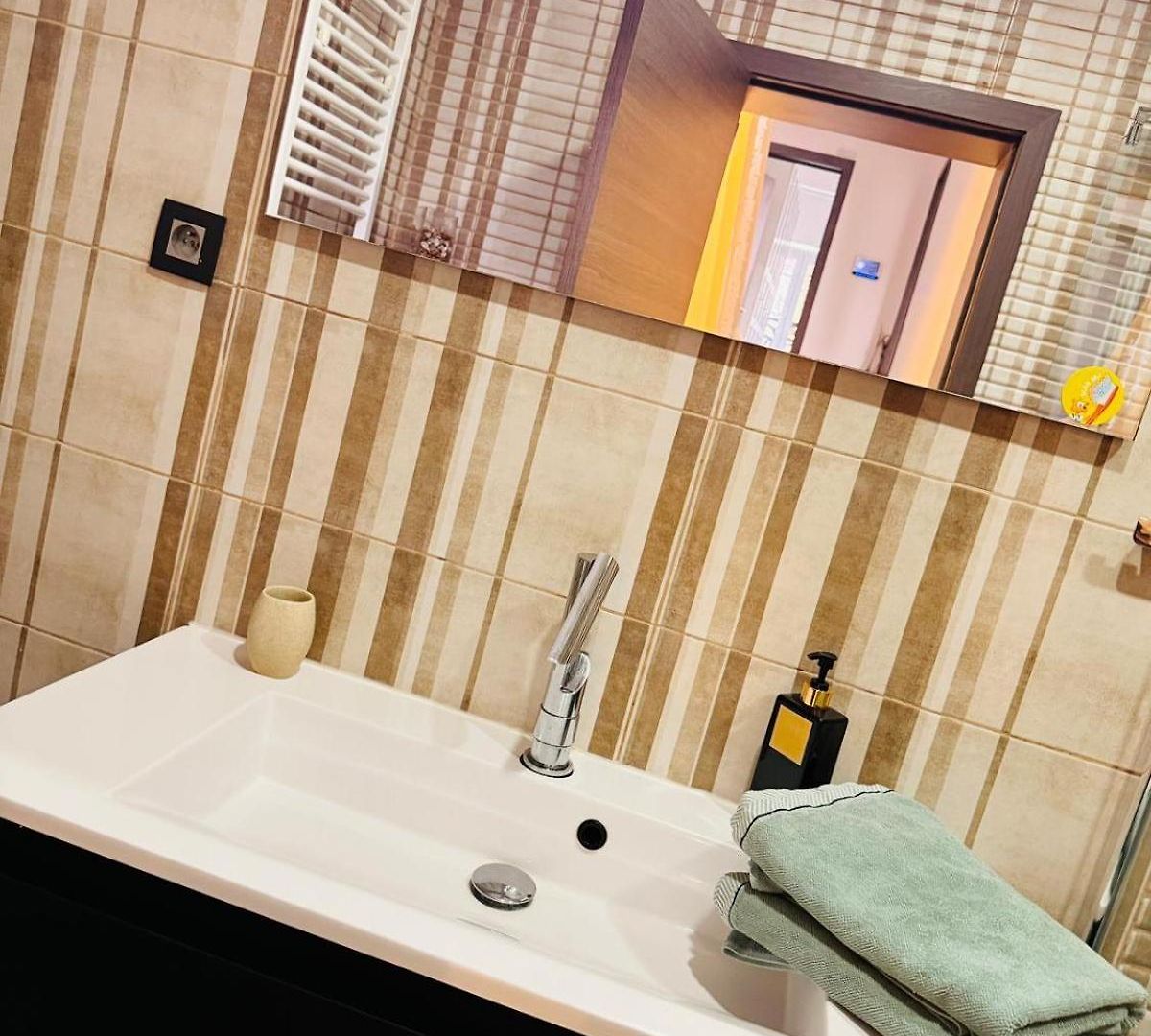 L'imperial Wifi & Confort Holiday home Brussels