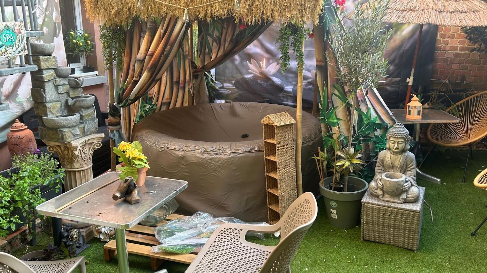 Tropical Bed & Breakfast