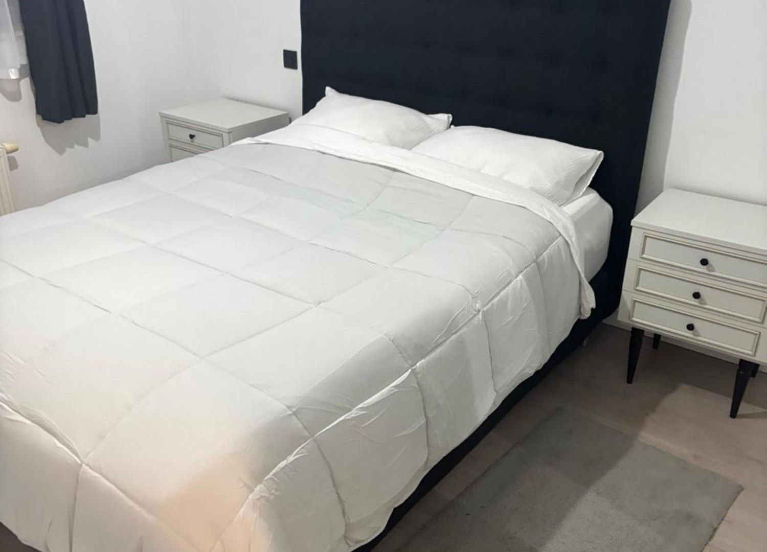 Stylish, Modern & Spacious In Apartment