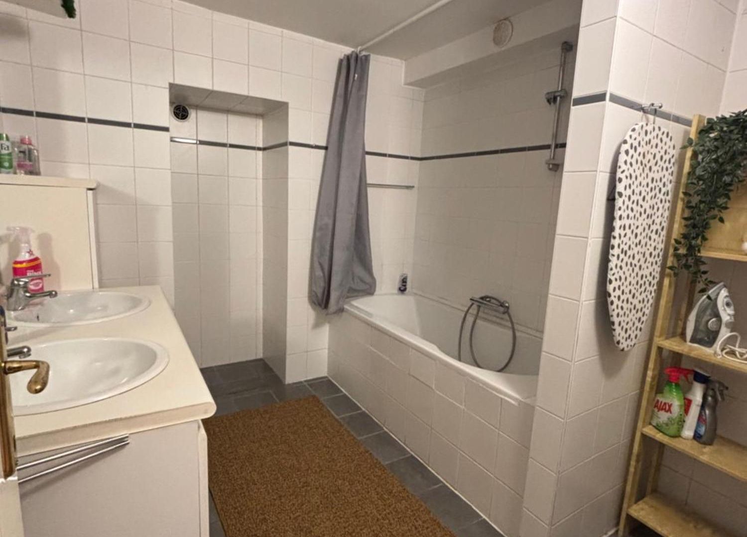 Apartment L&l