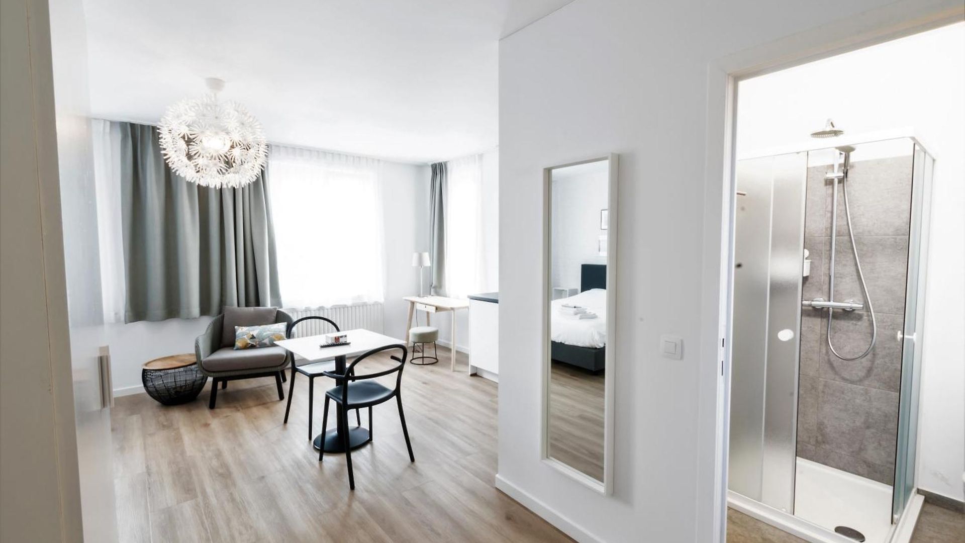 Flats Aparthotel 4* Brussels