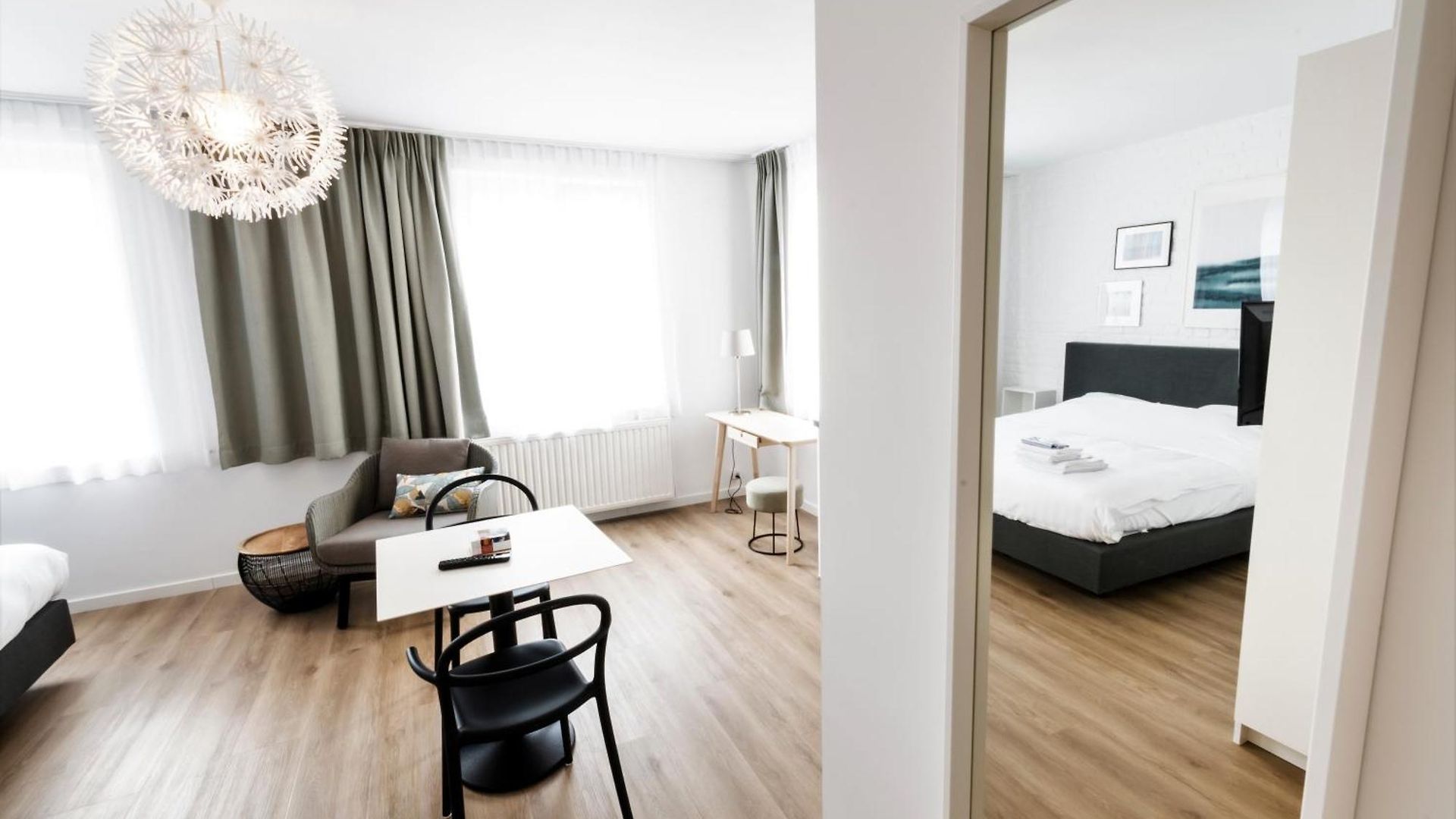 Flats Aparthotel Apartment 4*