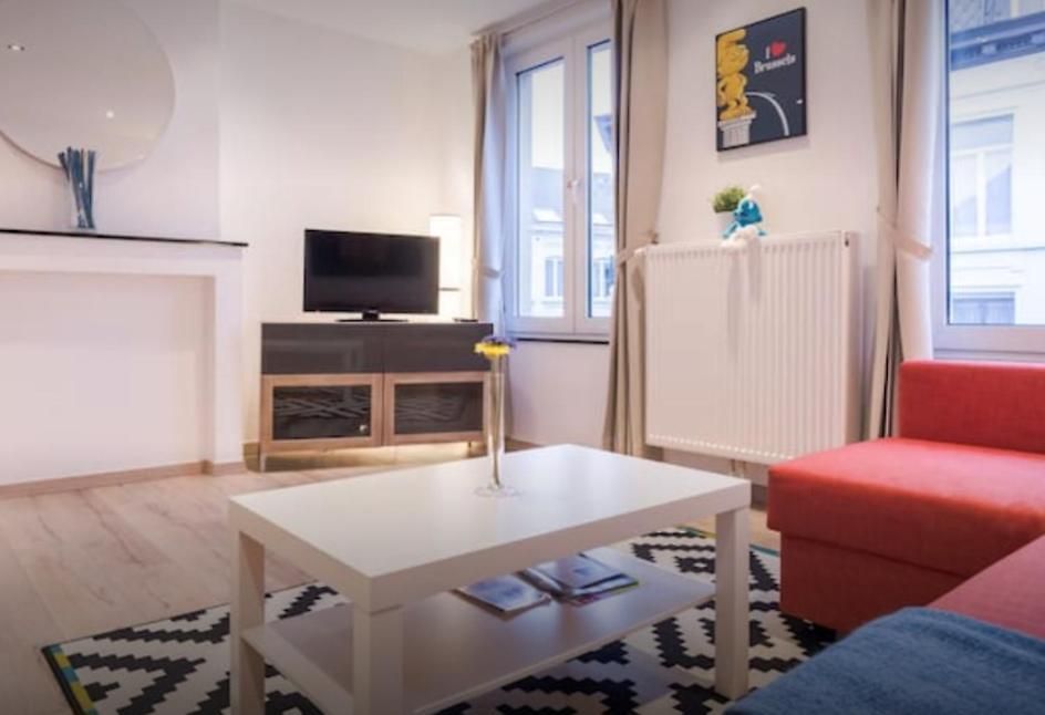 - Steps Grand Place - Local Vibrant Neighbourhood Apartment *