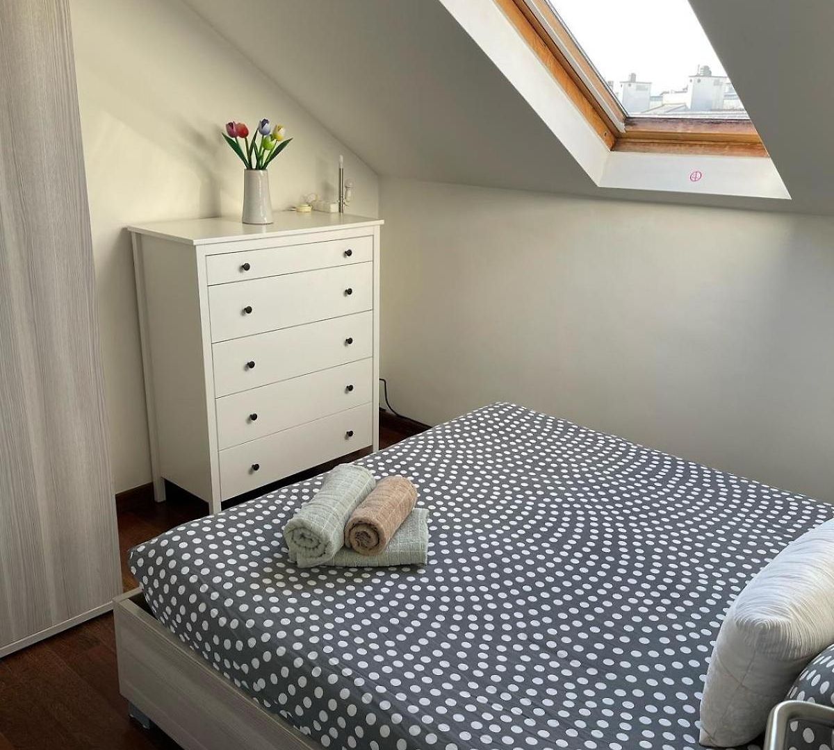 Apartment - Steps Grand Place - Local Vibrant Neighbourhood Brussels