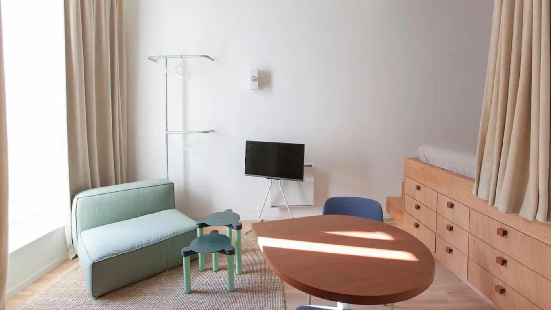 Apartment With View In Saint-gilles, 80 M² Brussels