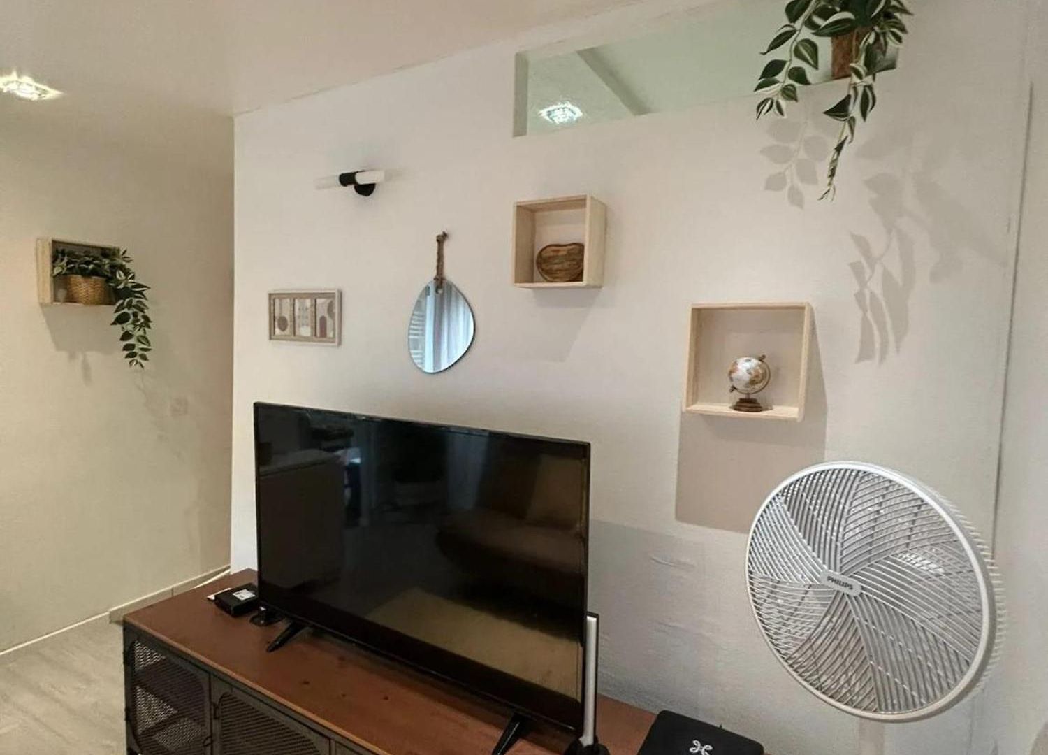 Apartment Comfortable In Brussels, 35 M², 3 Persons *