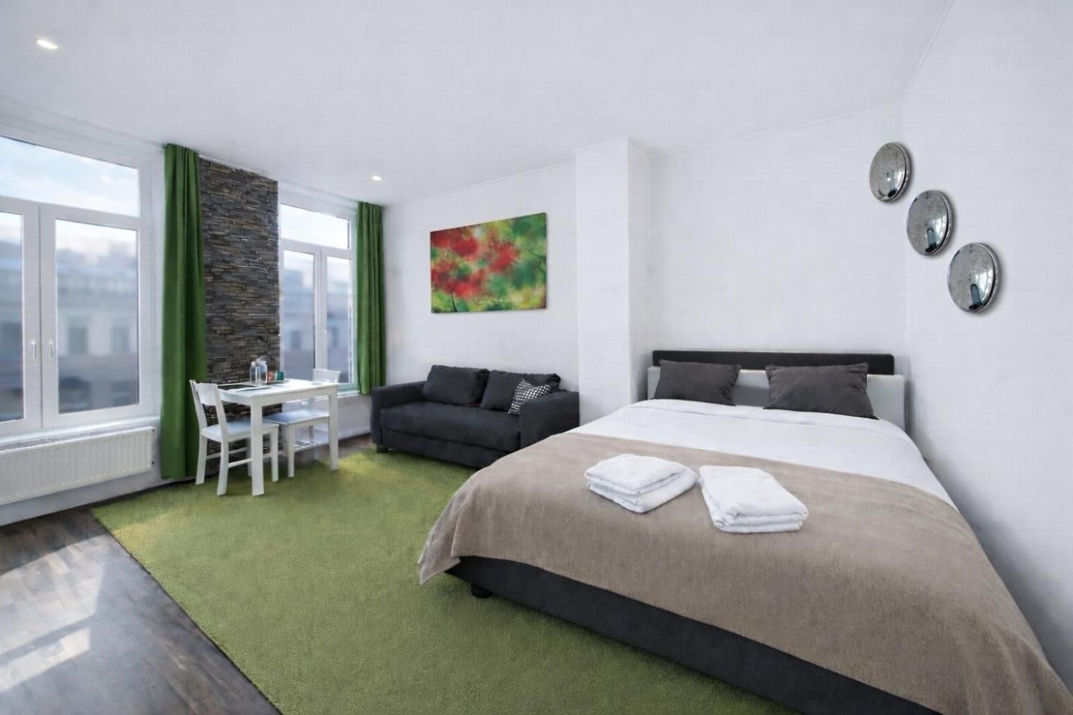 Spacious And Chic 1br - Separate Kitchen & Washer *