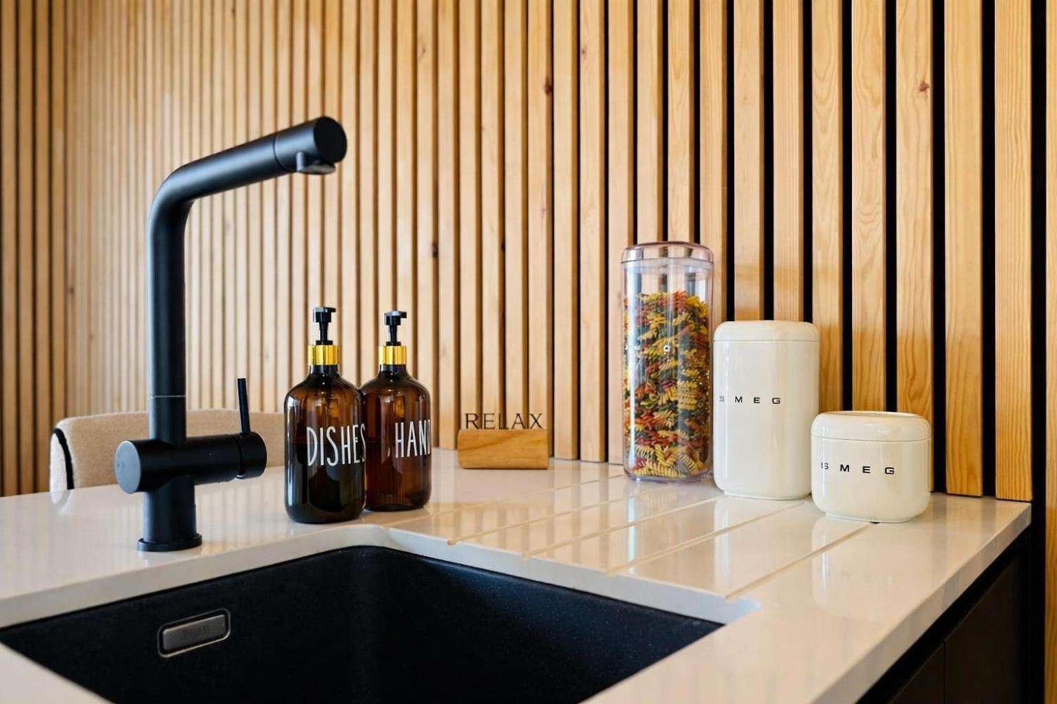 Stylish Penthouse In Bxl With 2 Panoramic Terraces Apartment *