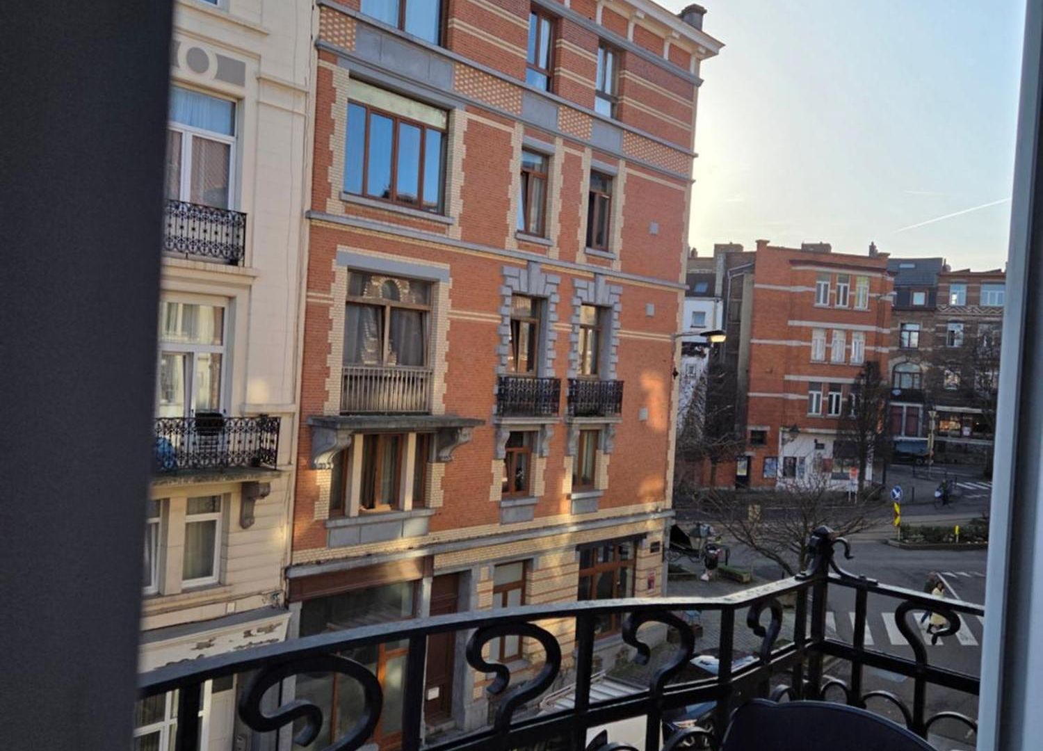 Pb155, Balcony With Street View Guest house