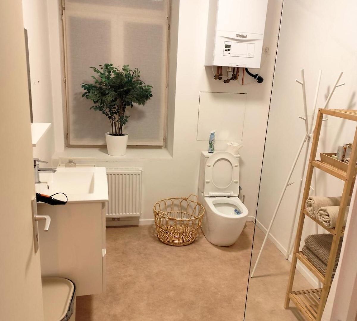 Cozy Renovated In * Brussels