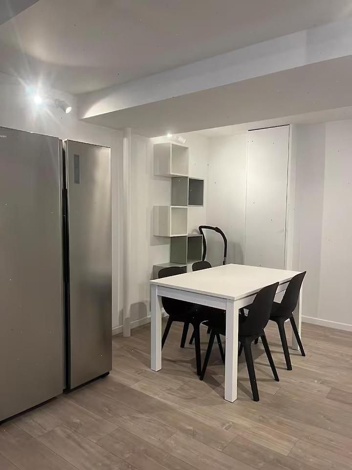 Apartment Large 3-bedroom In