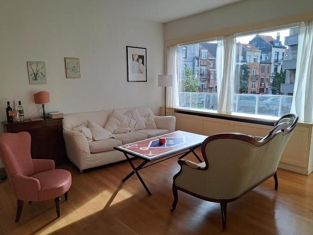 Bright And Cosy In Apartment