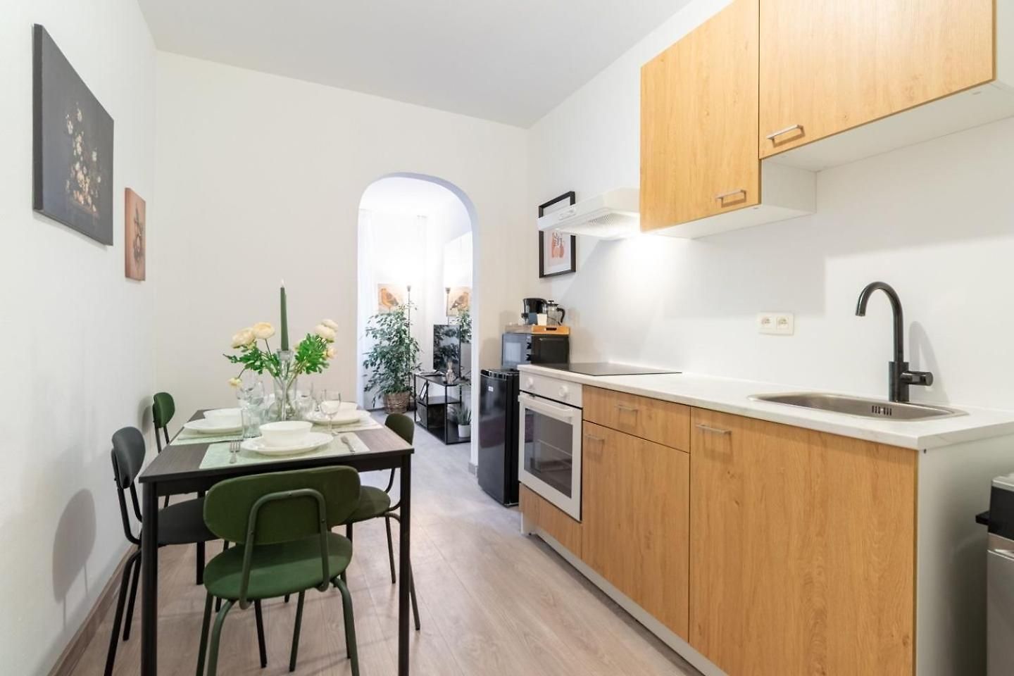 Over Two Floors For 5 Guests Near Midi & Grand Place Apartment Brussels