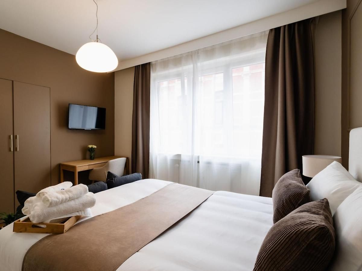 Cozy - Downtown - 2 Min From Metro - 201 Apartment *