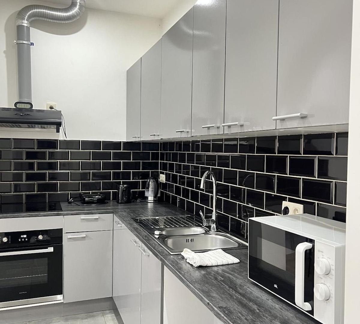 Apartment Spacious For 6 Near Center Of Brussels
