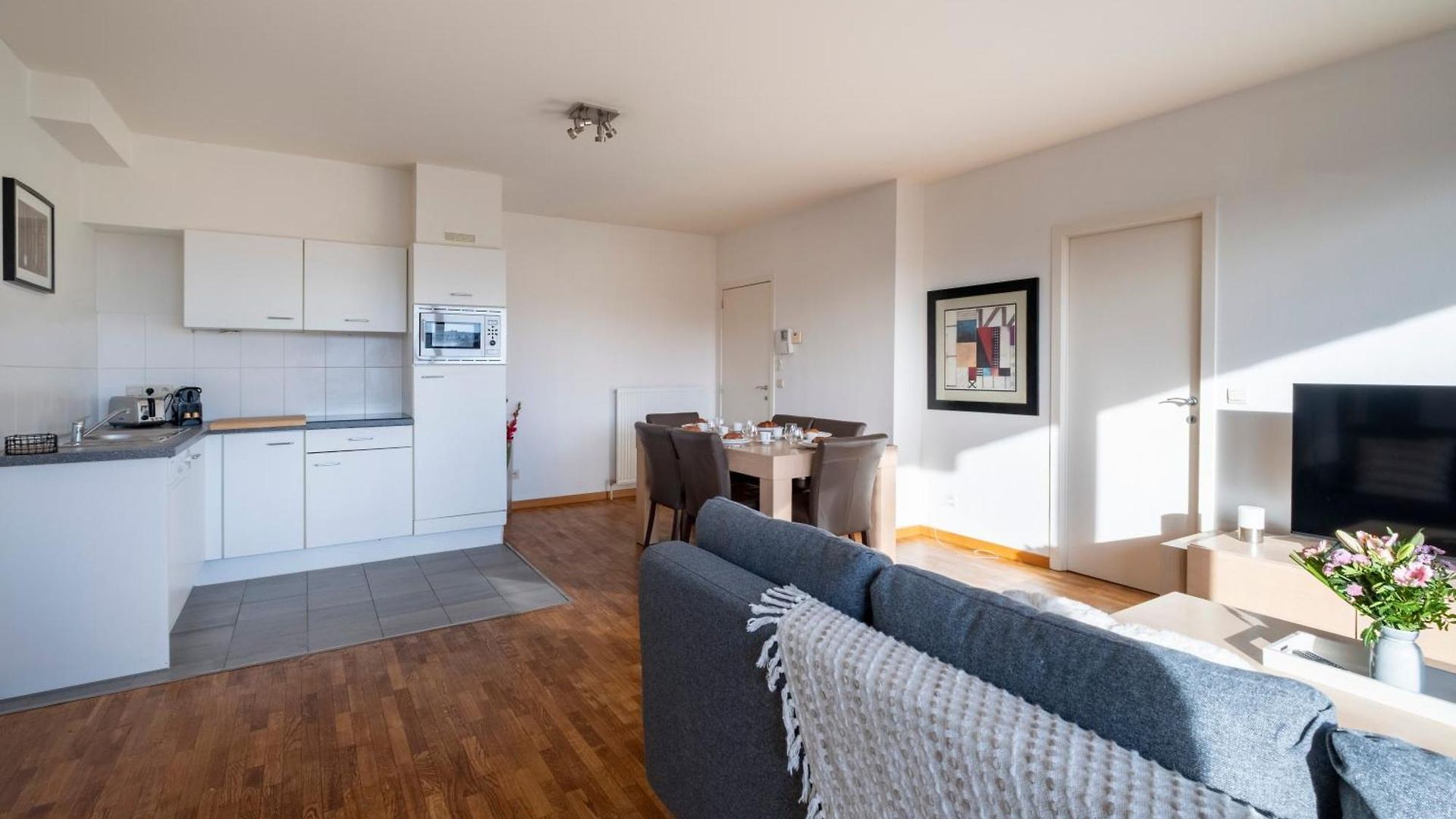 Eu Center Apartment *
