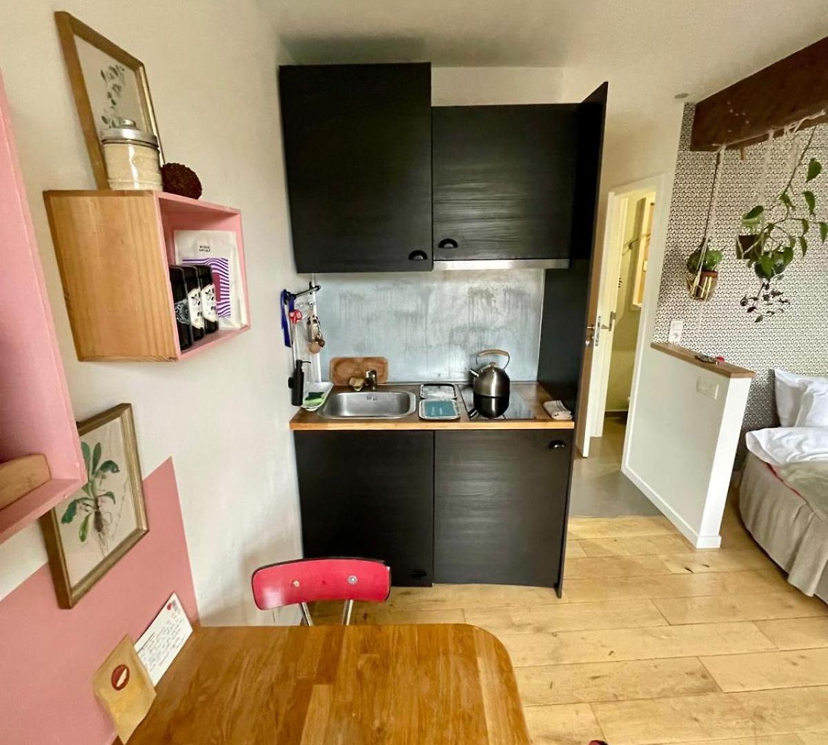 Cozy Studio-city Center Apartment *