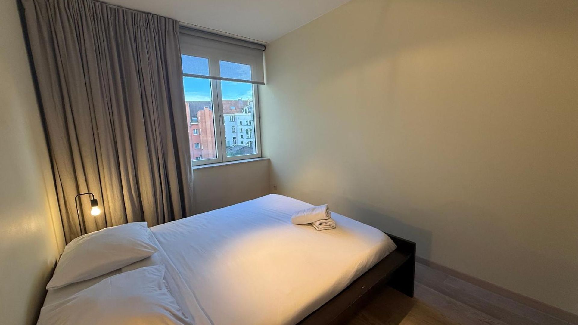 With 2 Bedrooms - Sleeps 6 Brussels
