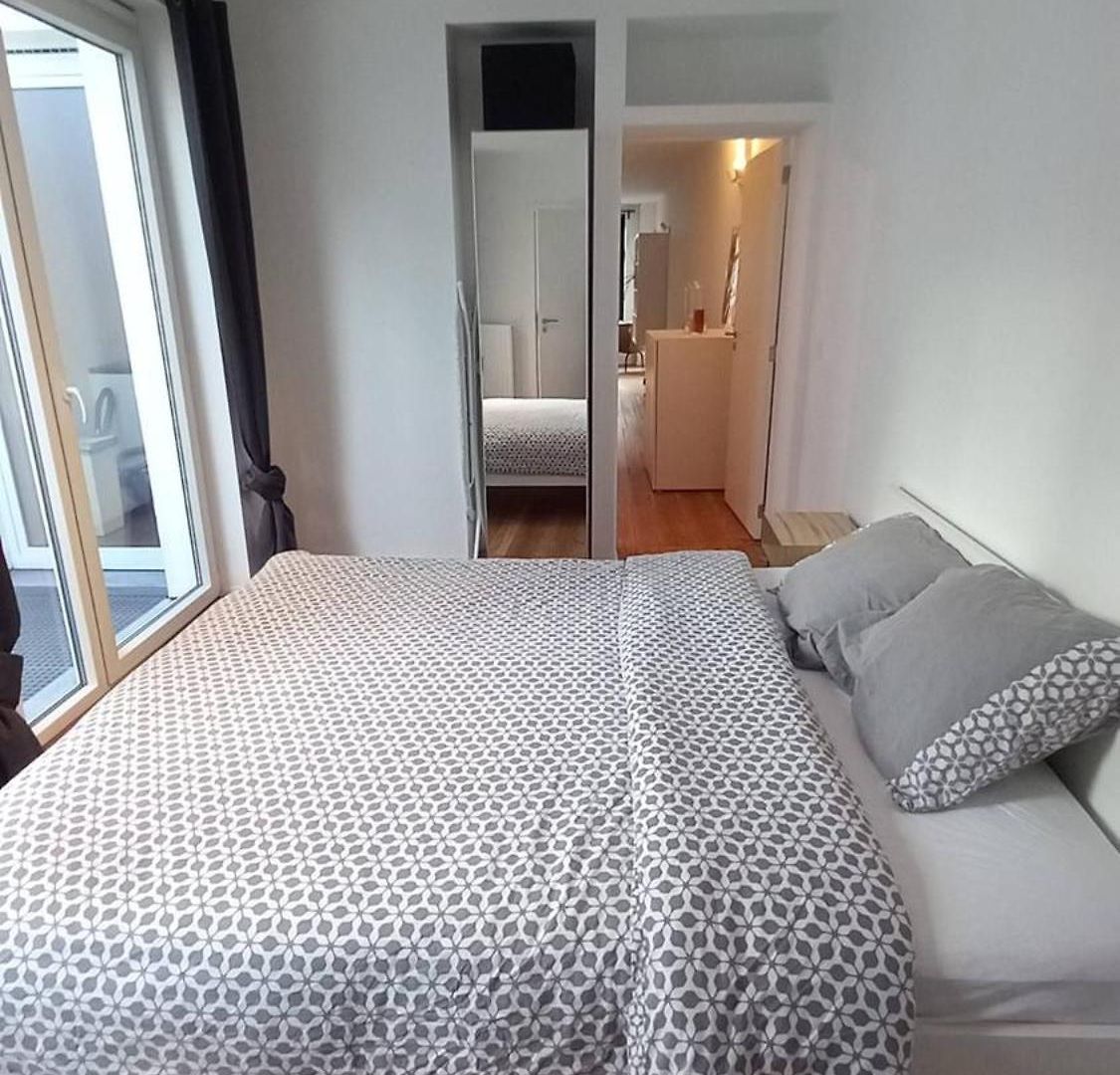 Charming At Heart Of Brussels-marolles