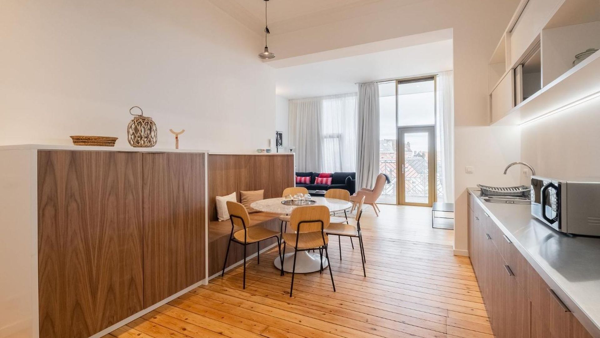 New Center Of Trendy St Gille * Brussels