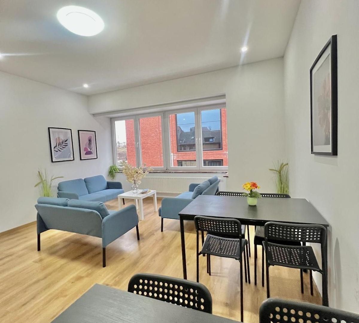 Spacious For 6 Near Center Of * Brussels