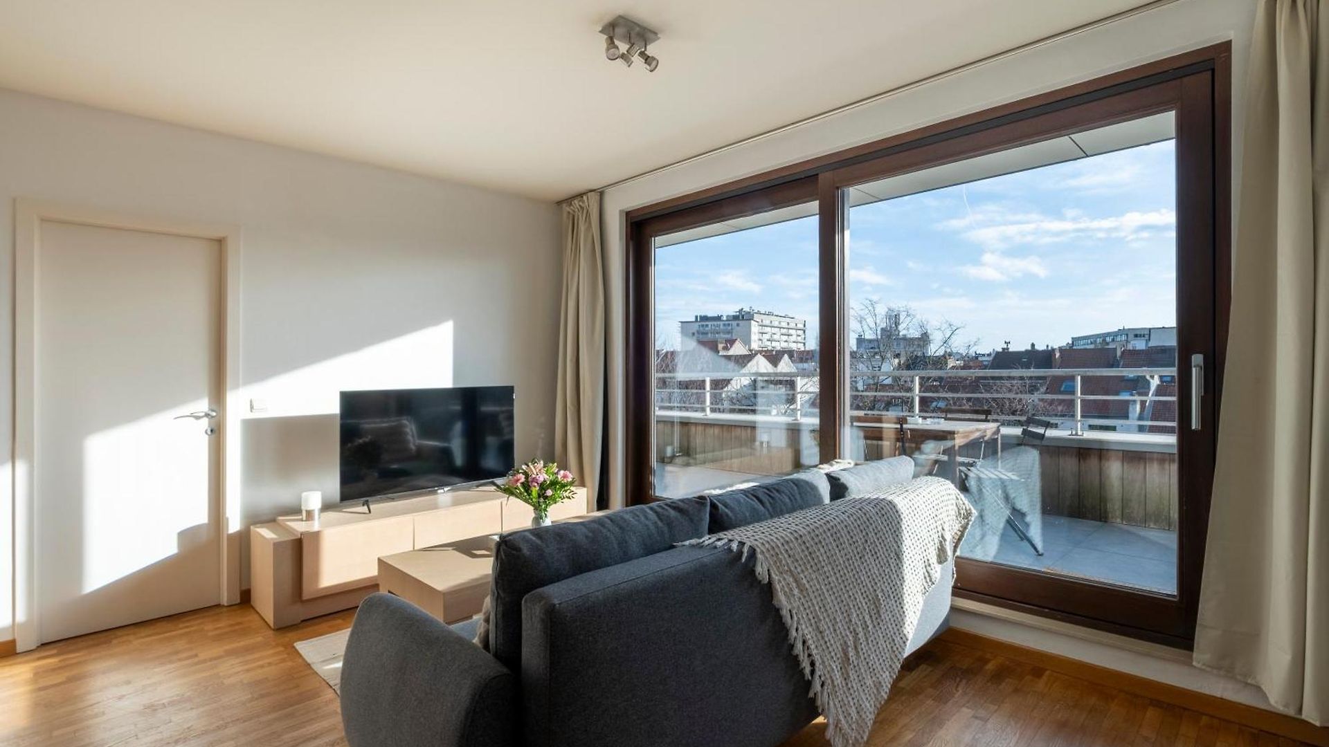 Apartment Eu Center *