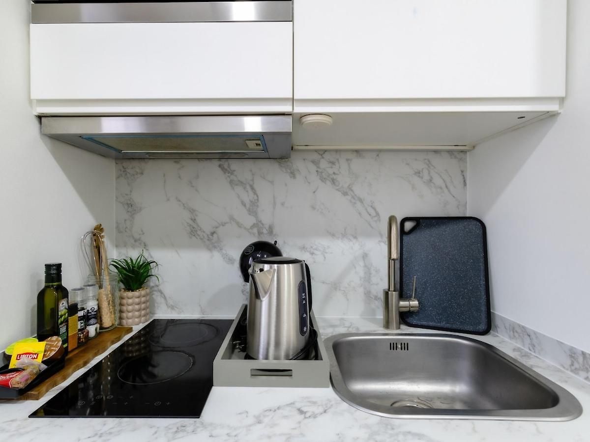 Apartment Cozy - Downtown - 2 Min From Metro - 201 *