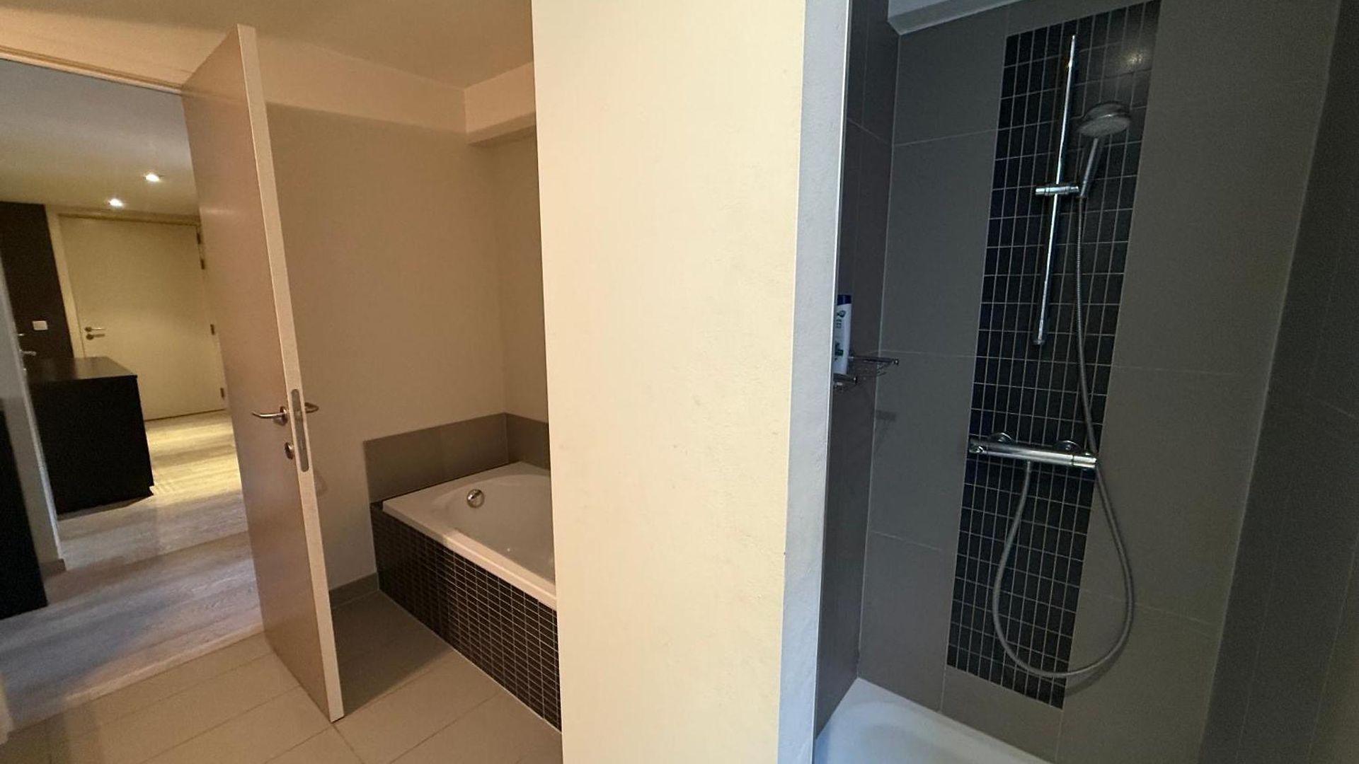 With 2 Bedrooms - Sleeps 6 Apartment *