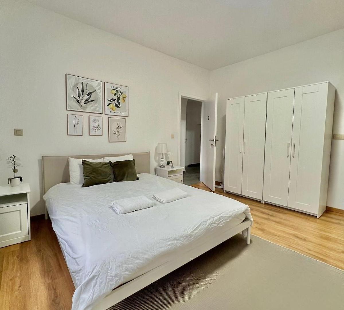 Spacious For 6 Near Center Of Brussels