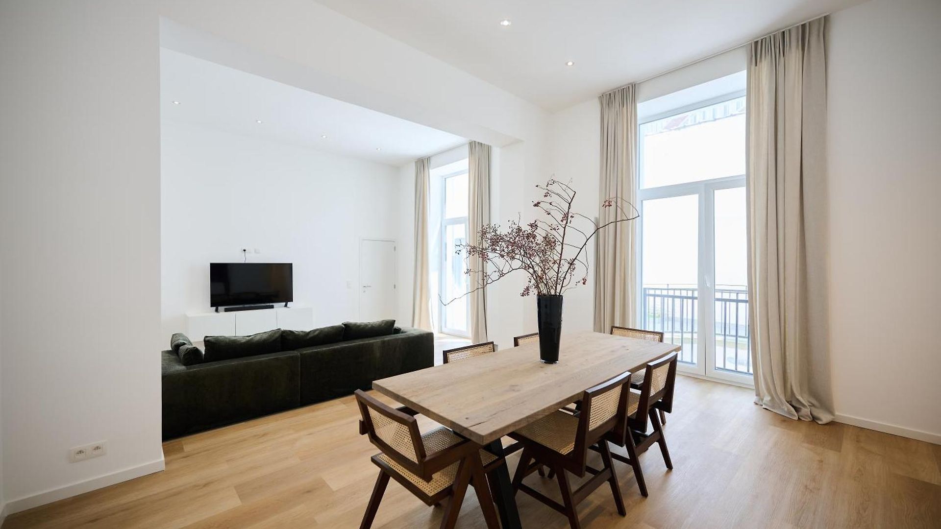 Toison D'or & Saunna 2 Apartment *