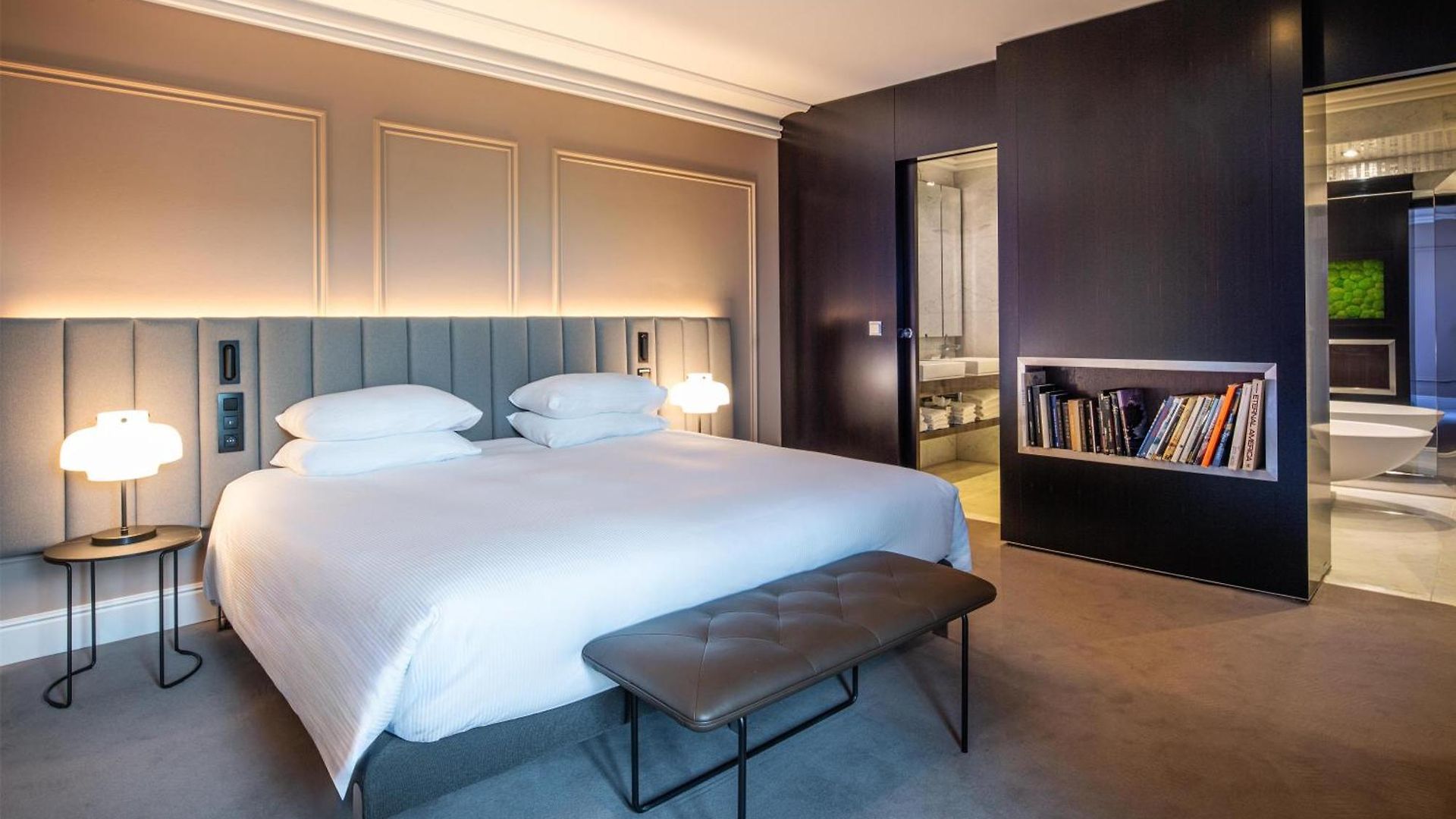 Hilton Grand Place 4* Brussel