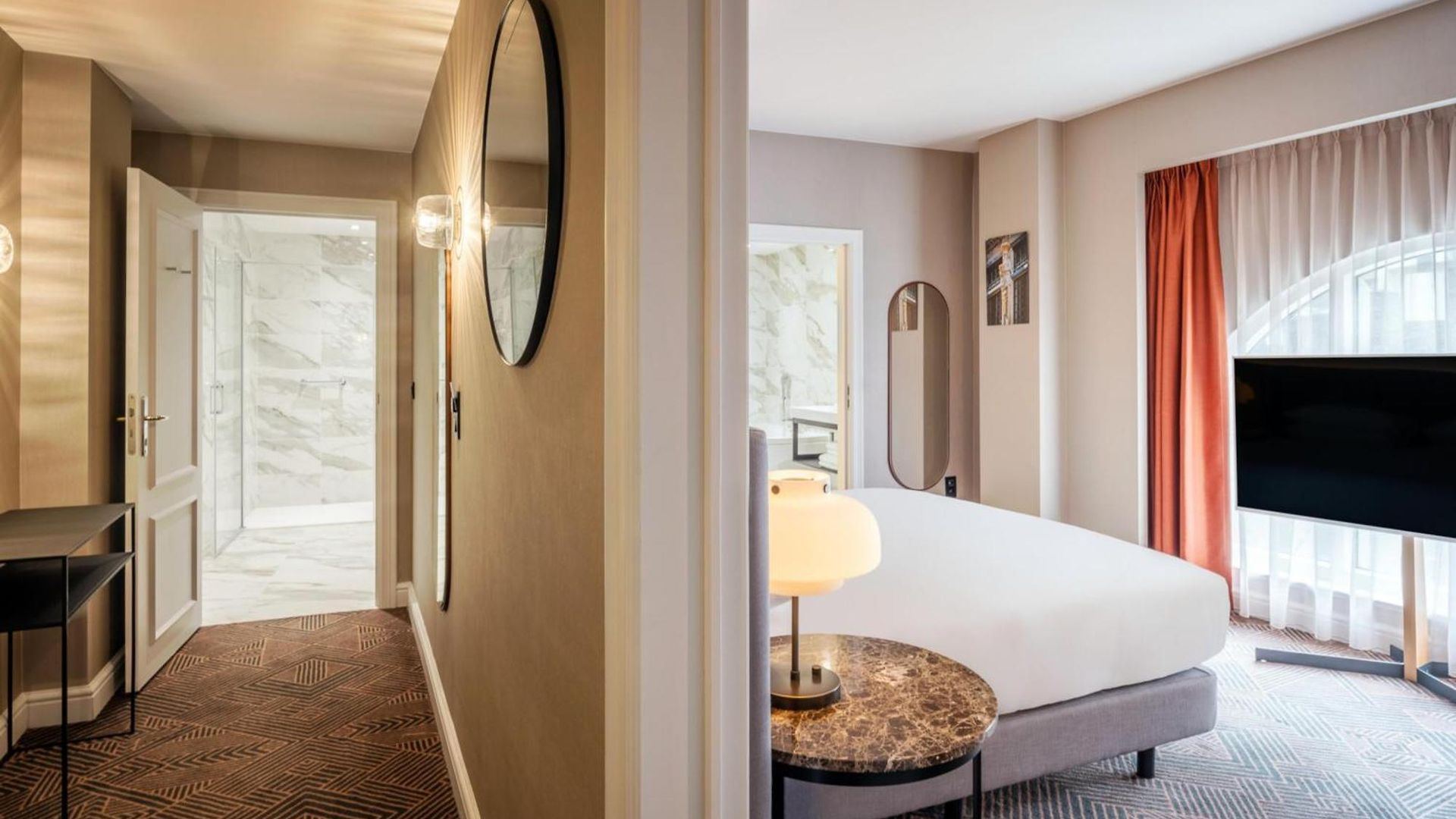 Hilton Grand Place Hotel