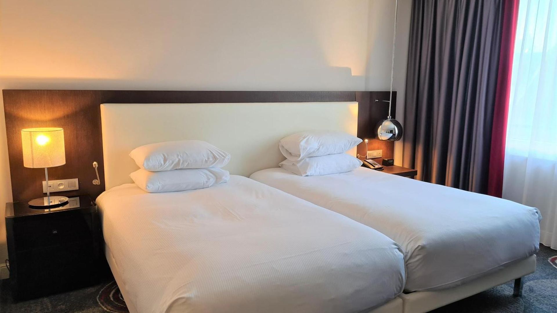 Hotel Hilton Grand Place 4*