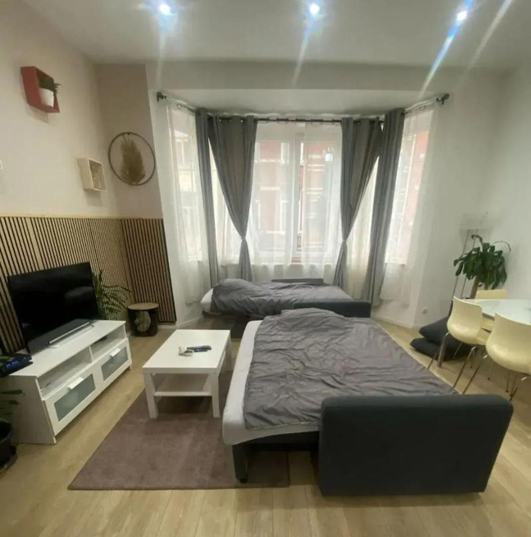 Modern In Molenbeek-saint-jean / 77 M² / Parking Brussels