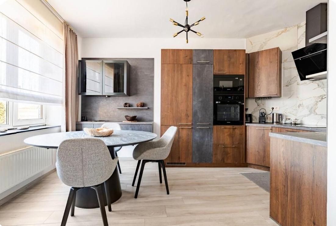 Le Charme Urbain Lumineux Appartement Brussel