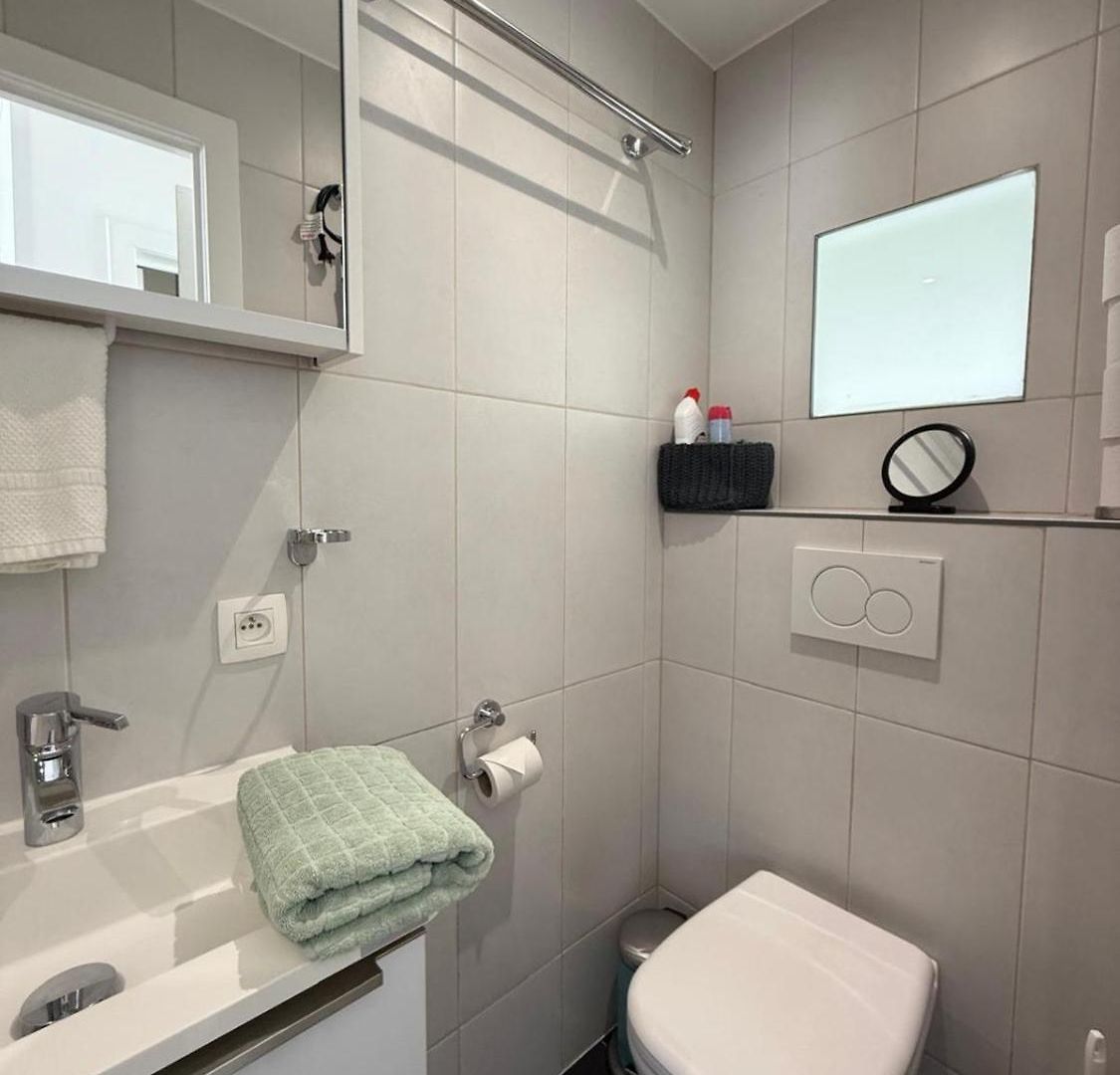 - Steps Grand Place - Local Vibrant Neighbourhood Apartment *