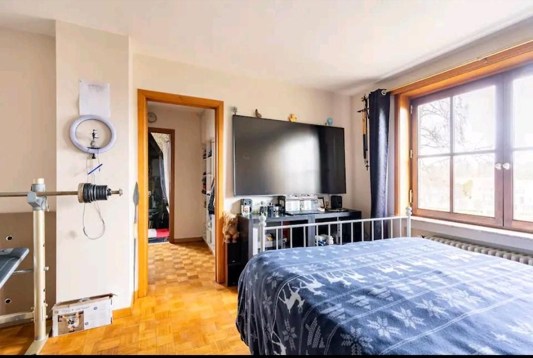 & Wellness Area Jacuzzi Sauna Massage Table Villa