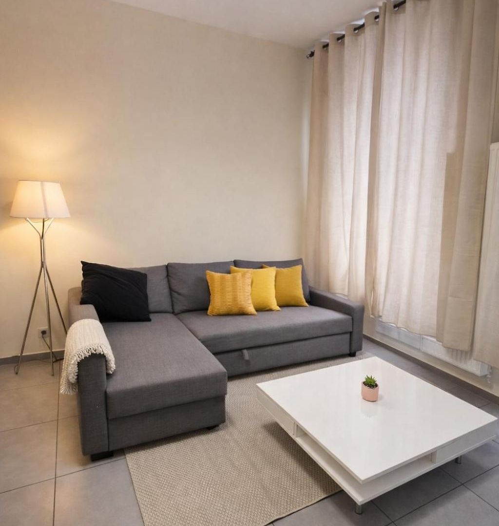 Spacious 2br Near Grand Place 1