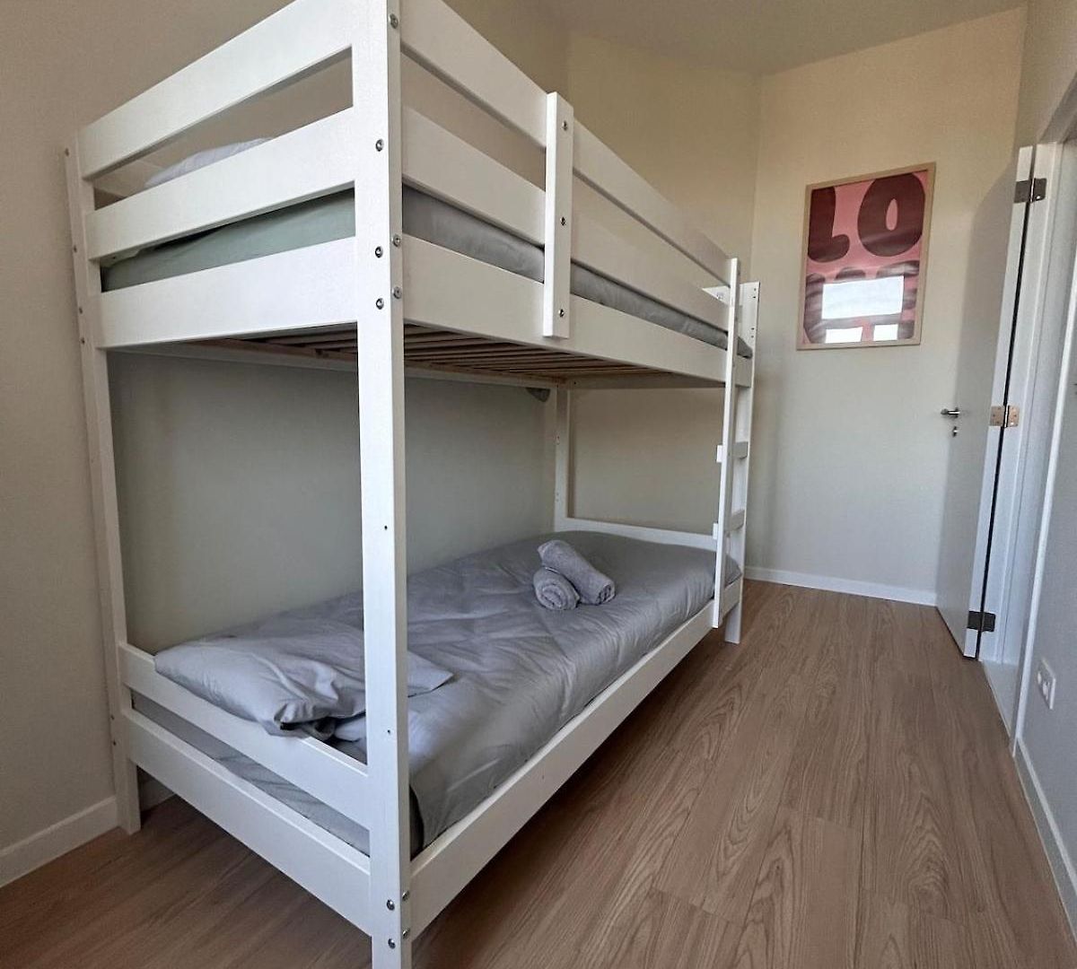 Elegant Renovated 2 Bedrooms Close To Transport * Brussels