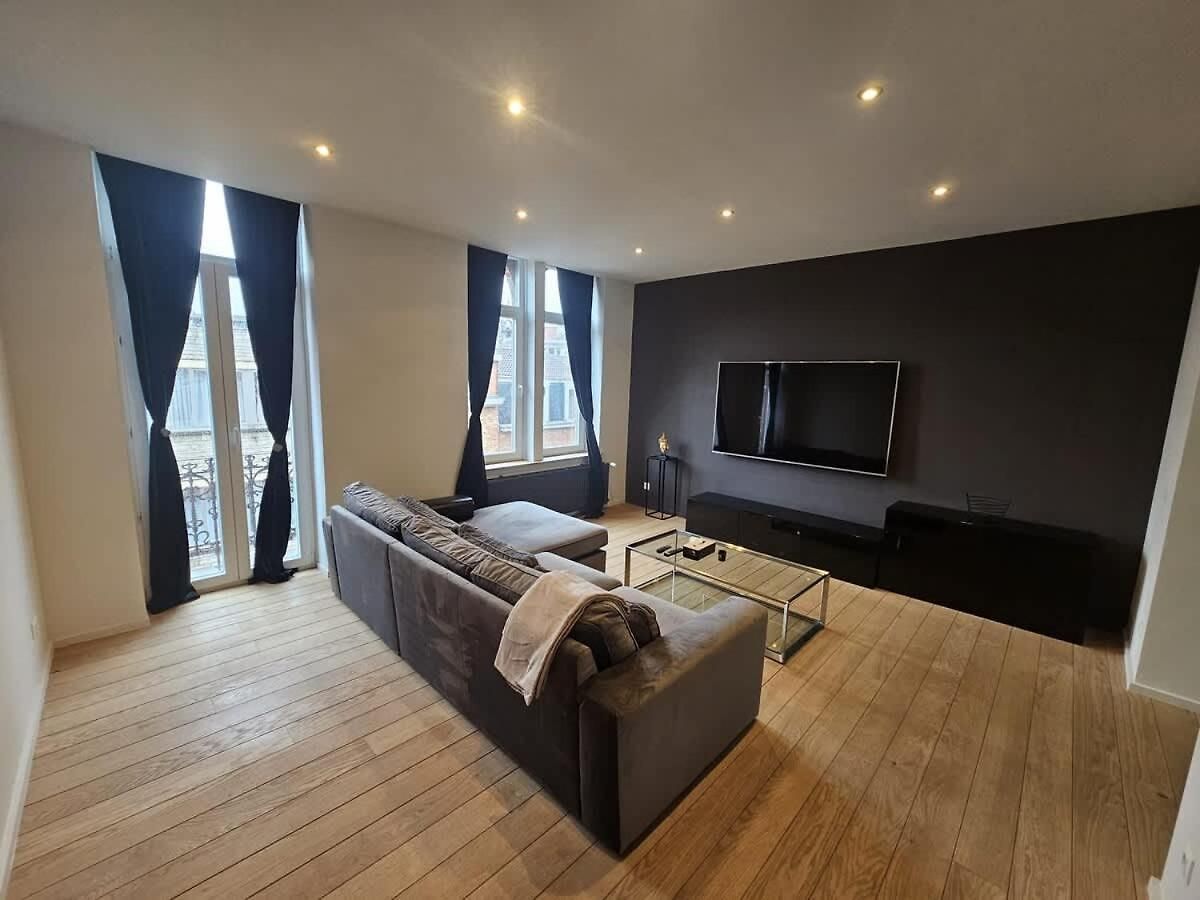 Appartement Luxury Triplex Stylish 2br In Brussel