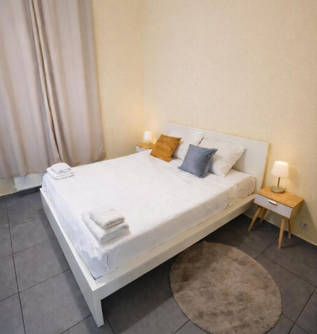 Spacious 2br Near Grand Place 1 Apartment Brussels