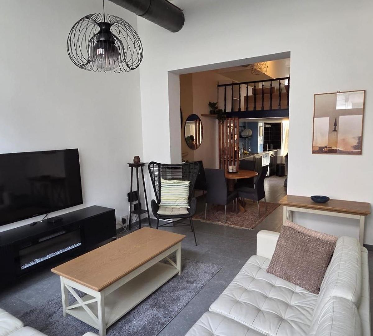 Industrial-style Loft With Mezzanine Bedroom In Prime Area * Brussel