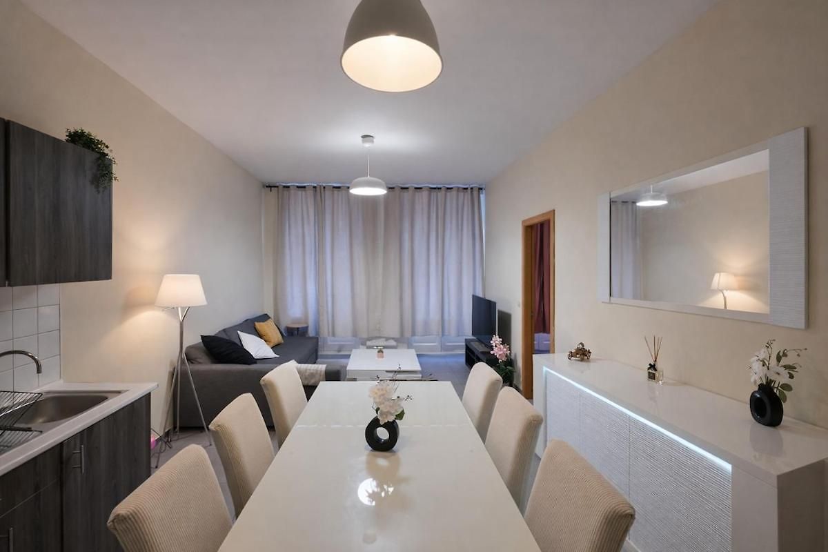Spacious 2br Near Grand Place 1 Brussels