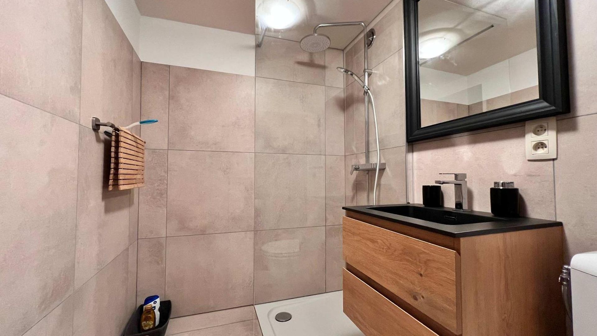 Lovely 2room Elegant In For 2people Brussels