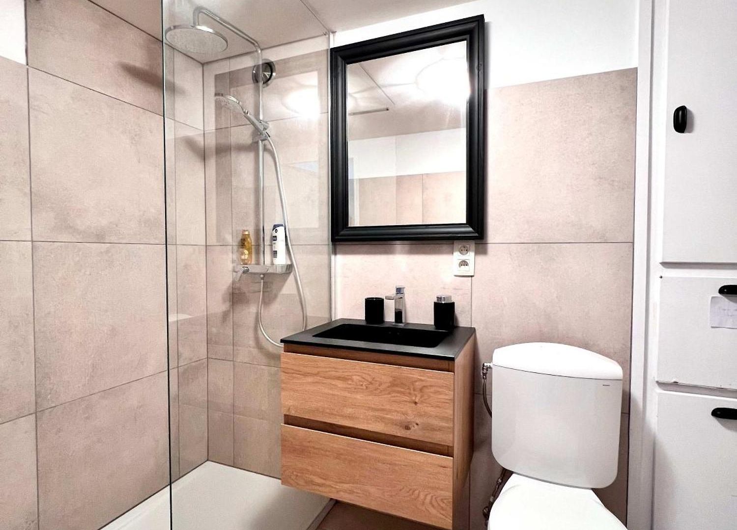 Lovely 2room Elegant In For 2people Apartment *
