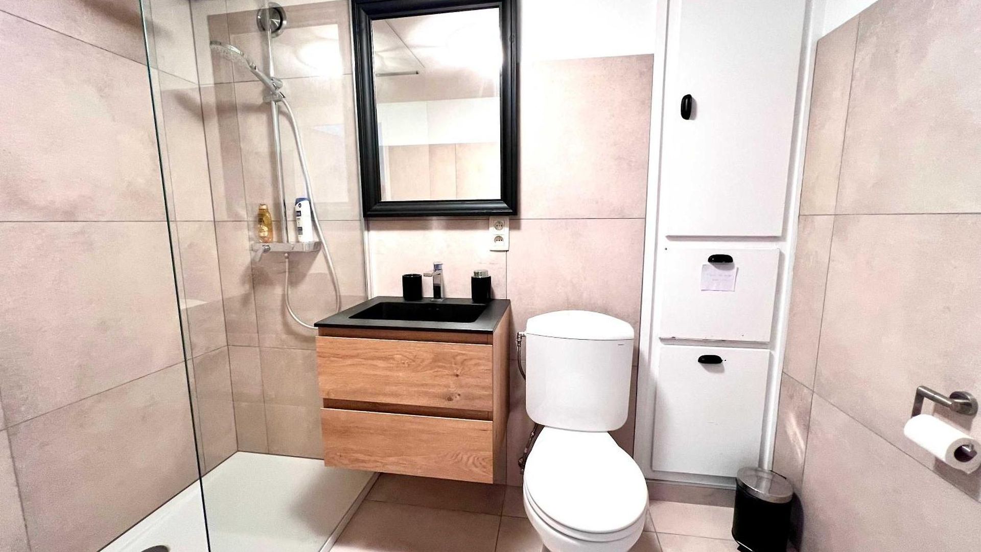 Lovely 2room Elegant In For 2people Apartment *