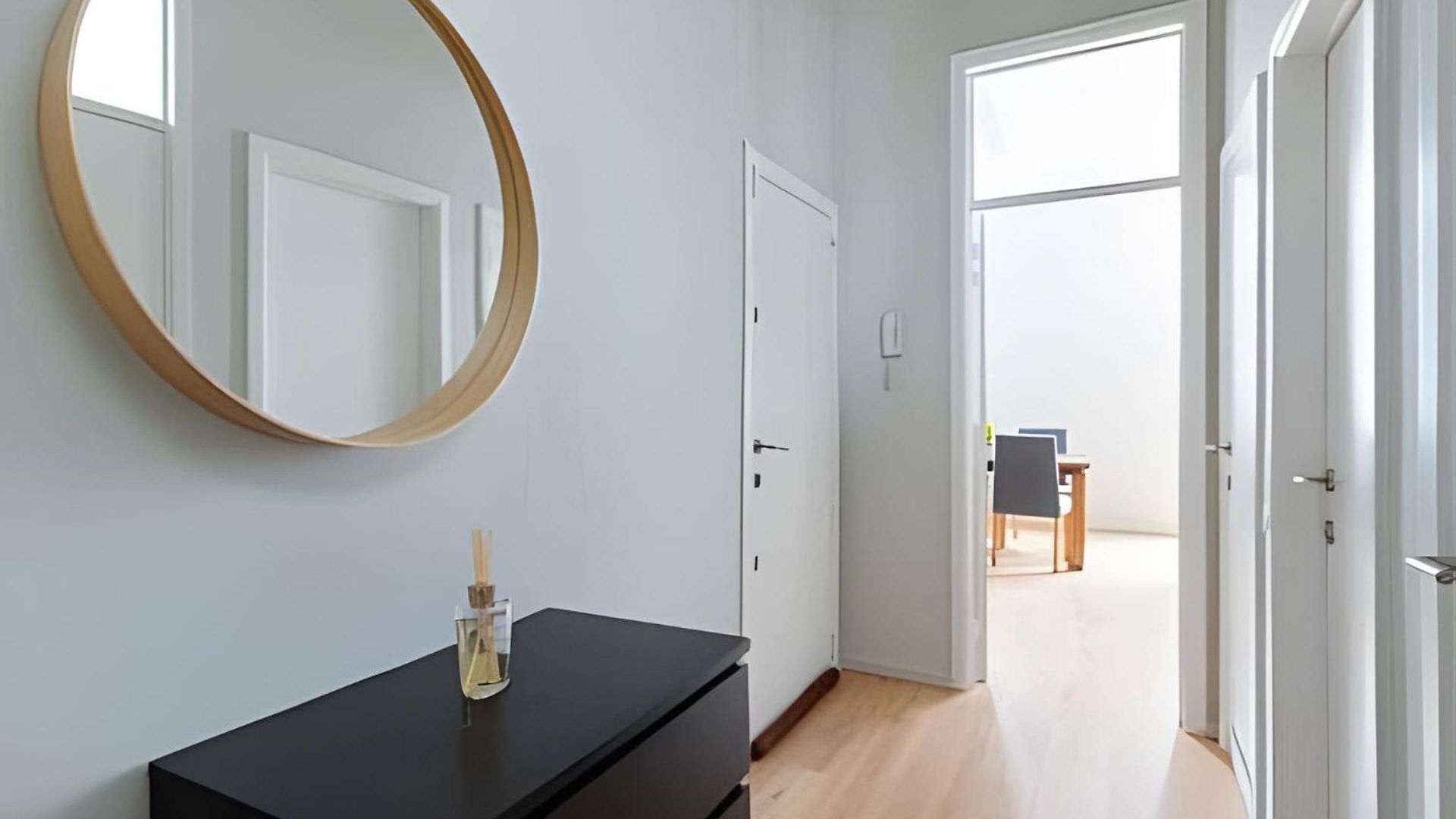 Bright Near Eu Quarter & Schuman Metro Apartment *